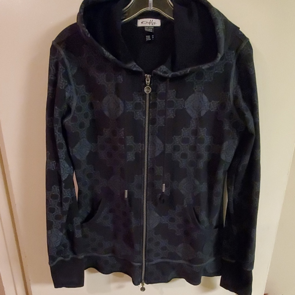 Oakley womens Workout Hoodie sz M.